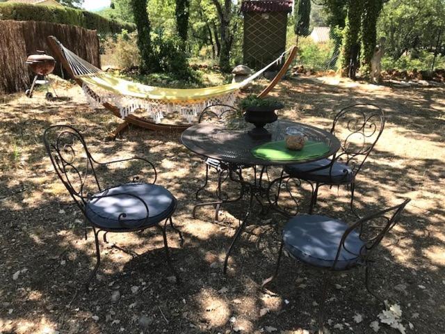 La Brindille Petit Mas Provencal Meuble De Tourisme 3 Etoiles 2-3 Personnes 1 Piece 30 M2 Tout Confort Lisiere Foret Jardin Jacuzzi Piscine Saint-Paul-en-Forêt Buitenkant foto